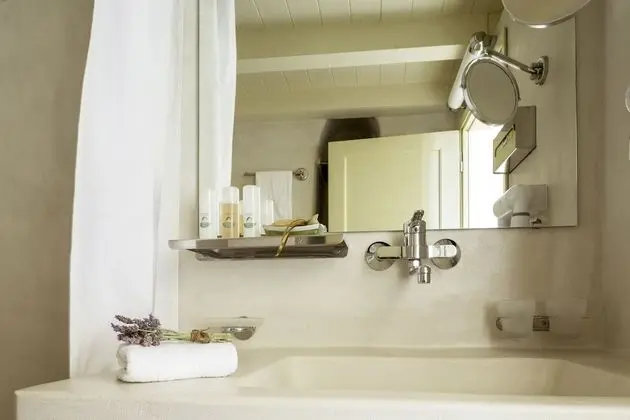 Design Apart Daire (Home Above)