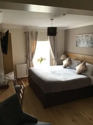 Tek Büyük Yataklı Oda, Banyolu/Duşlu