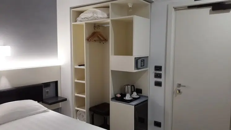 Standard Tek Büyük veya İki Ayrı Yataklı Oda