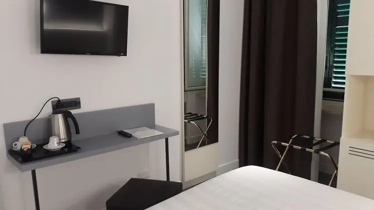 Standard Tek Büyük veya İki Ayrı Yataklı Oda