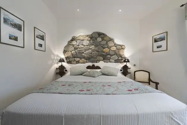 Tek Büyük veya İki Ayrı Yataklı Oda, Balkon