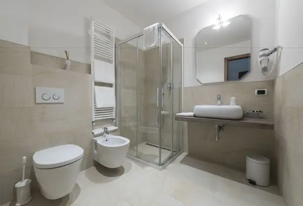 Tek Büyük veya İki Ayrı Yataklı Oda, Balkon