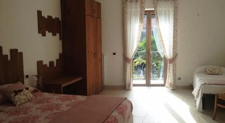 Üç Kişilik Oda, Balkon