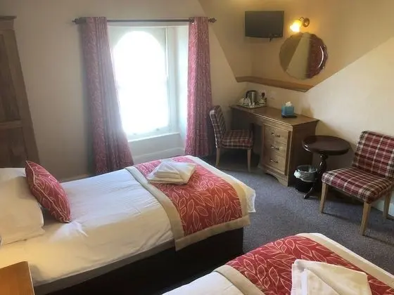 Tek Büyük veya İki Ayrı Yataklı Oda, Banyolu/Duşlu, Dağ Manzaralı