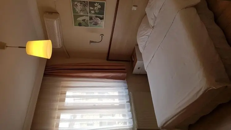 Standart Oda, Şehir Manzaralı