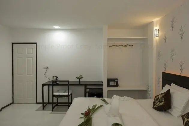 Deluxe Tek Büyük Yataklı Oda, 1 Yatak Odası, Sigara İçilmez, Plaj Manzaralı