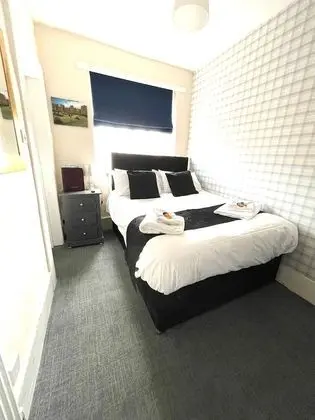 Tek Büyük Yataklı Oda, Banyolu/Duşlu (Compact - Room 07)