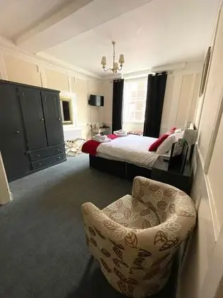 Tek Büyük Yataklı Oda, Banyolu/Duşlu (Room 02)