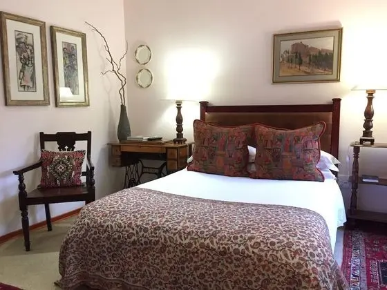 Luxury Tek Büyük Yataklı Oda