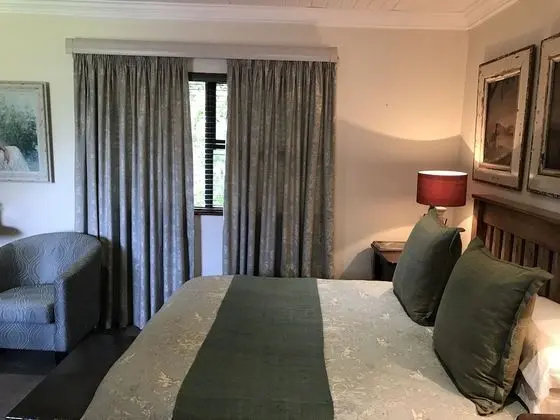 Luxury Tek Büyük Yataklı Oda