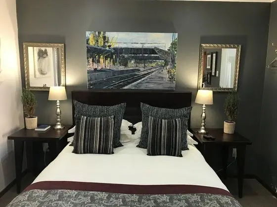 Luxury Tek Büyük Yataklı Oda