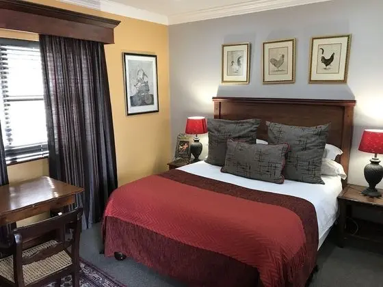 Luxury Tek Büyük Yataklı Oda