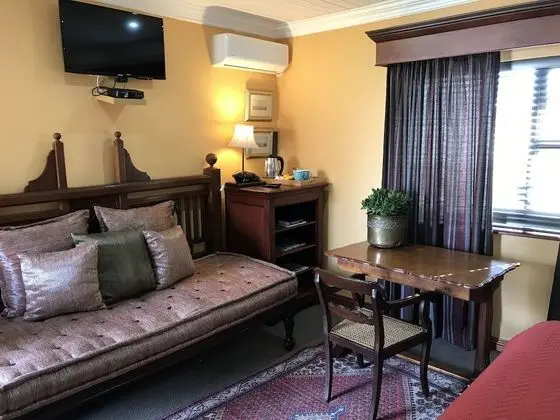 Luxury Tek Büyük Yataklı Oda