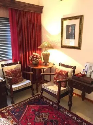 Luxury Tek Büyük Yataklı Oda