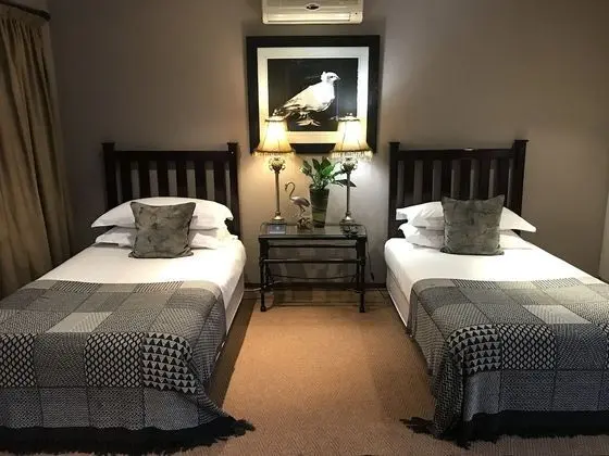 Standard Tek Büyük veya İki Ayrı Yataklı Oda (Executive Suite)