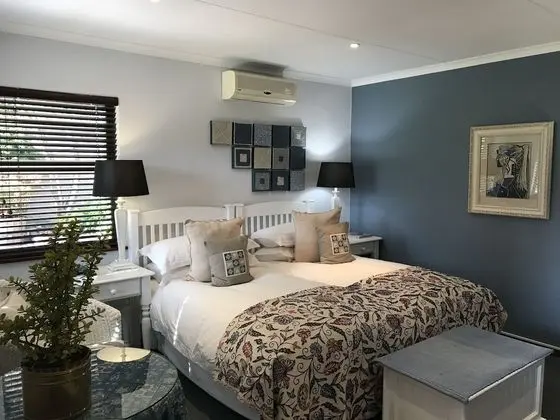 Standard Tek Büyük veya İki Ayrı Yataklı Oda (Executive Suite)