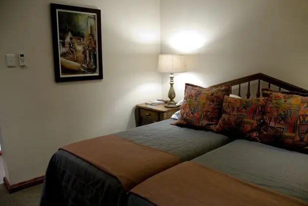 Standard Tek Büyük veya İki Ayrı Yataklı Oda (Luxury Suite)