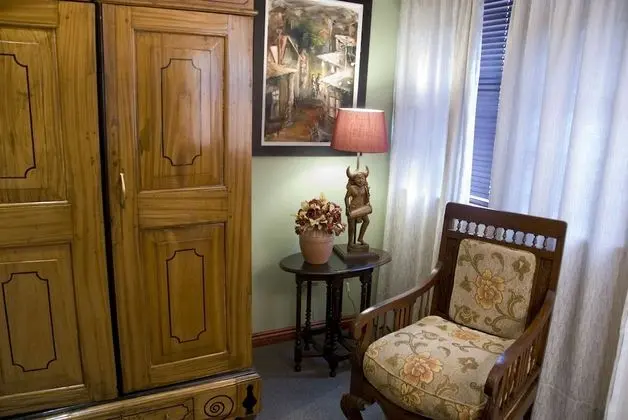 Standard Tek Büyük veya İki Ayrı Yataklı Oda (Luxury Suite)
