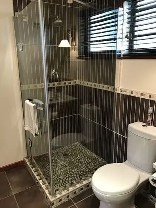 Standard Tek Büyük veya İki Ayrı Yataklı Oda (Luxury Suite)