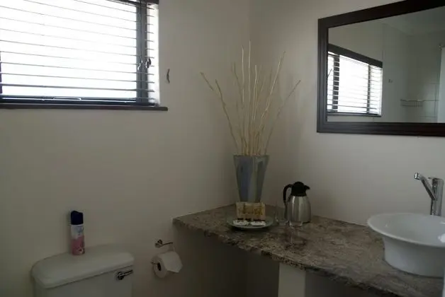 Standard Tek Büyük veya İki Ayrı Yataklı Oda (Luxury Suite)