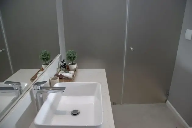 Classic Oda, 1 En Büyük (King) Boy Yatak, Balkon, Kısmi Deniz Manzarası