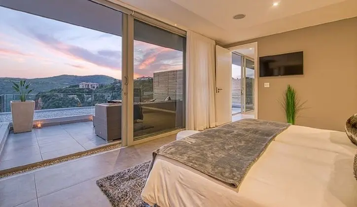 Luxury Oda, 1 En Büyük (King) Boy Yatak, Balkon, Okyanus Manzaralı