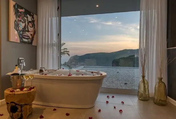 Luxury Oda, 1 En Büyük (King) Boy Yatak, Balkon, Okyanus Manzaralı