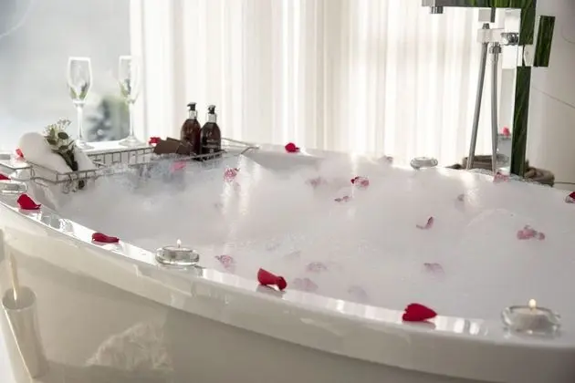 Luxury Oda, 1 En Büyük (King) Boy Yatak, Balkon, Okyanus Manzaralı