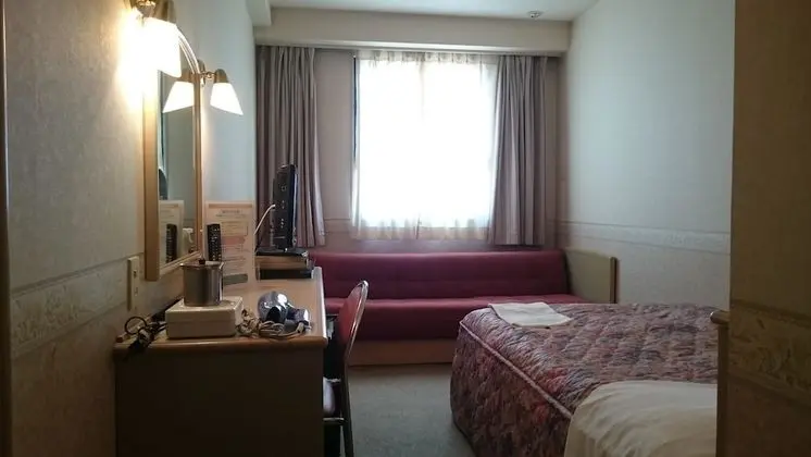 Deluxe Tek Kişilik Oda, Sigara İçilebilir
