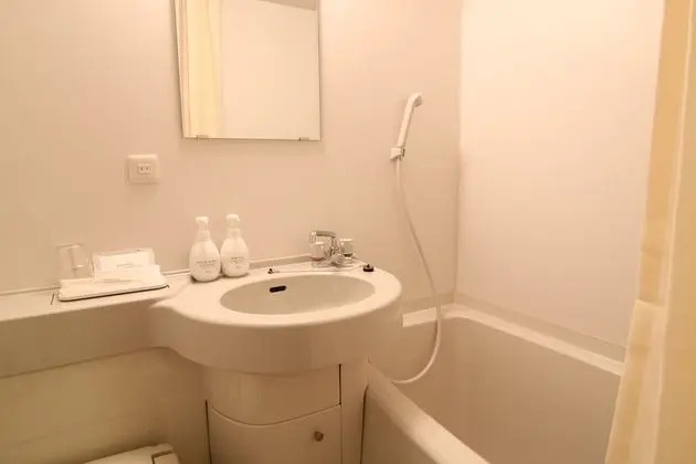 Tek Kişilik Oda, Sigara İçilebilir