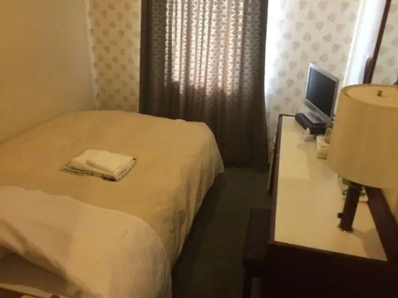 Tek Kişilik Oda, Sigara İçilmez