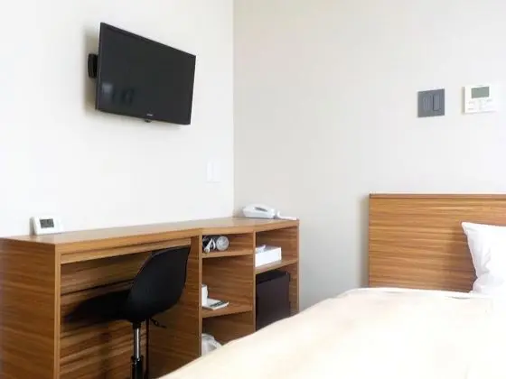 Tek Kişilik Oda, Sigara İçilmez