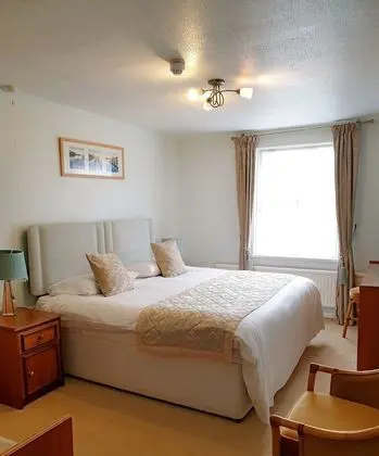 Deluxe Tek Büyük veya İki Ayrı Yataklı Oda, Banyolu/Duşlu, Avlu Manzaralı (Old Stables)