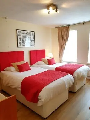 Deluxe Tek Büyük veya İki Ayrı Yataklı Oda, Banyolu/Duşlu, Avlu Manzaralı (Old Stables)