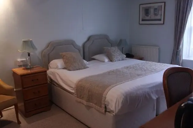 Deluxe Tek Büyük veya İki Ayrı Yataklı Oda, Banyolu/Duşlu, Avlu Manzaralı (Old Stables)