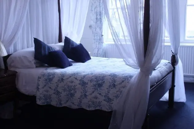 Deluxe Tek Büyük veya İki Ayrı Yataklı Oda, Banyolu/Duşlu, Avlu Manzaralı (Old Stables)