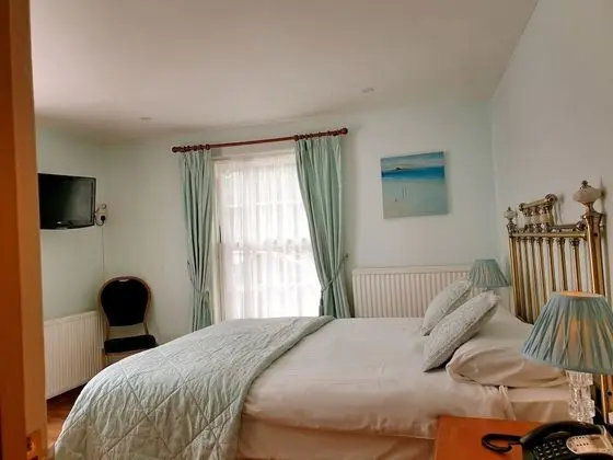 Deluxe Tek Büyük Yataklı Oda, Banyolu/Duşlu, Avlu Manzaralı (Old Stables/Main House)