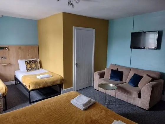 Dört Kişilik Oda, Banyolu/Duşlu