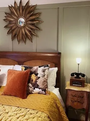 Deluxe Tek Büyük Yataklı Oda, Banyolu/Duşlu, Bahçe Manzaralı