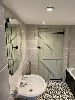 Superior Dört Kişilik Oda, Özel Banyo, Avlu Manzaralı