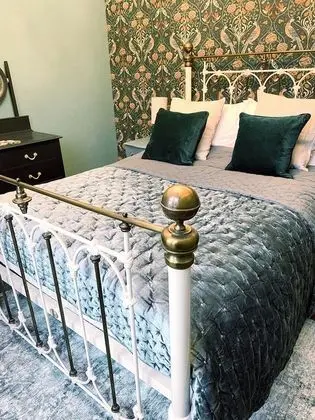 Superior Tek Büyük Yataklı Oda, Banyolu/Duşlu, Bahçe Manzaralı