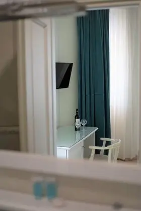 Deluxe Tek Büyük Yataklı Oda, Şehir Manzaralı, Köşe