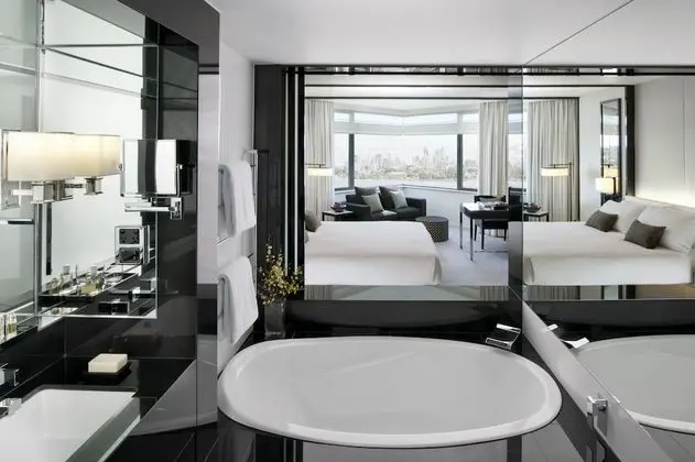 Luxury  Bir King Yataklı