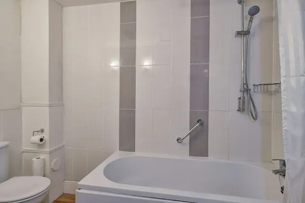 Tek Büyük Yataklı Oda, Banyolu/Duşlu (Bed & Breakfast)