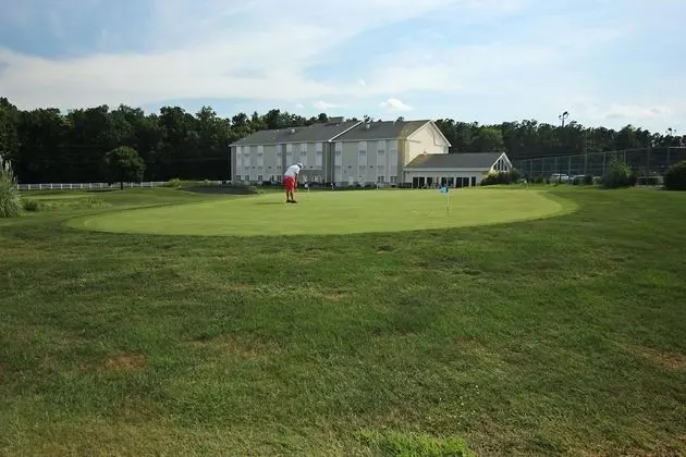 Standard Oda, 1 En Büyük (King) Boy Yatak, Mutfak, Golf Manzaralı