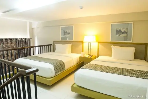 Junior Çatı Katı (Loft)
