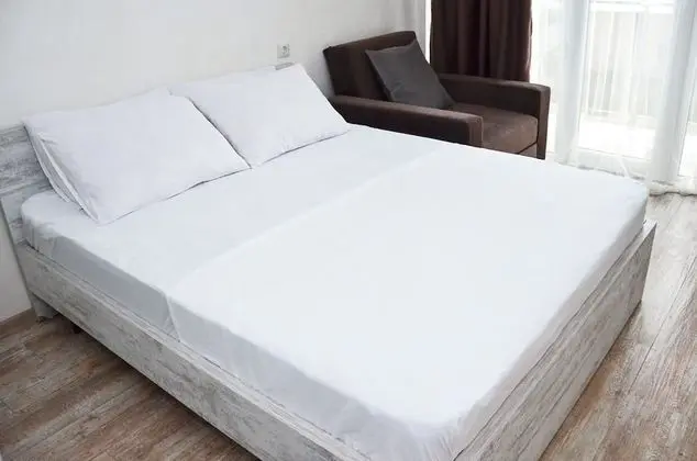 Üç Kişilik Oda, Balkon