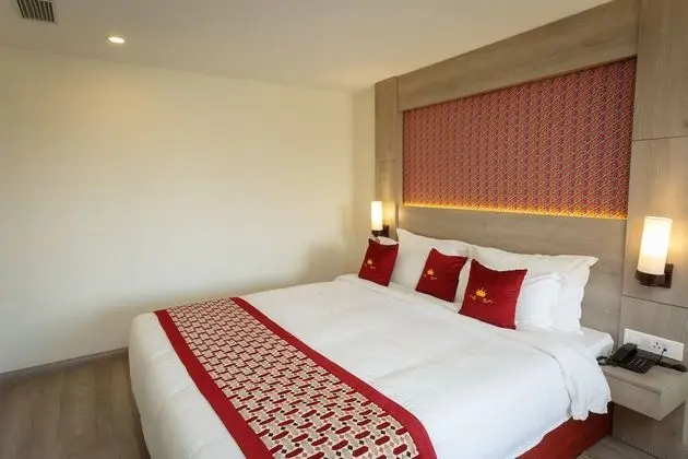 Deluxe Tek Büyük veya İki Ayrı Yataklı Oda