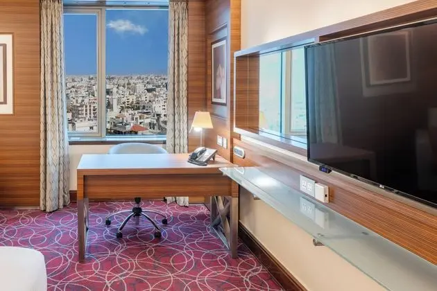 Standard Oda, 1 En Büyük (King) Boy Yatak, Sigara İçilebilir (Top Floor)