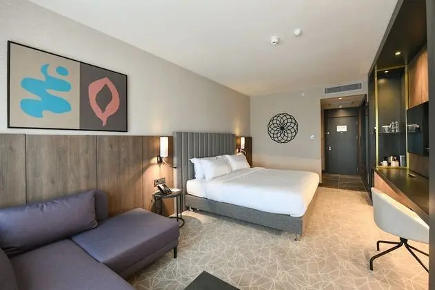 Standard Room, 1 King Bed